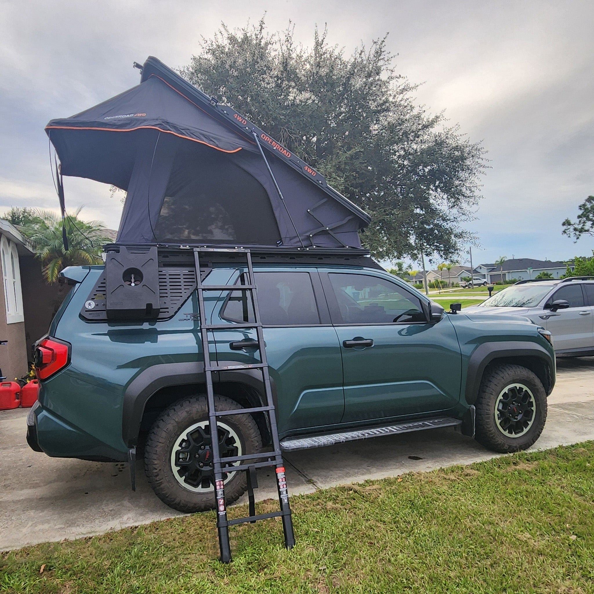 OPENROAD Aluminum Hard Shell Roof Top Tent-PeakRoof LT Series openroad4wd.com