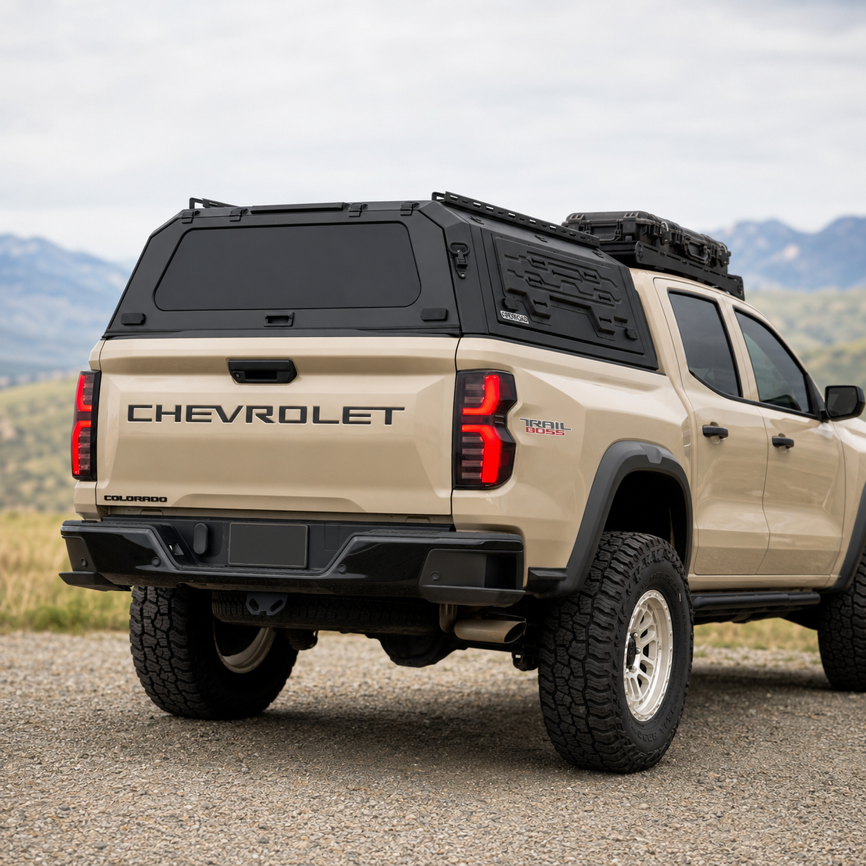 OPENROAD Aluminum Truck Cap for Chevy Colorado/GMC Canyon (2023-2026) – 5ft Bed Openroad4wd