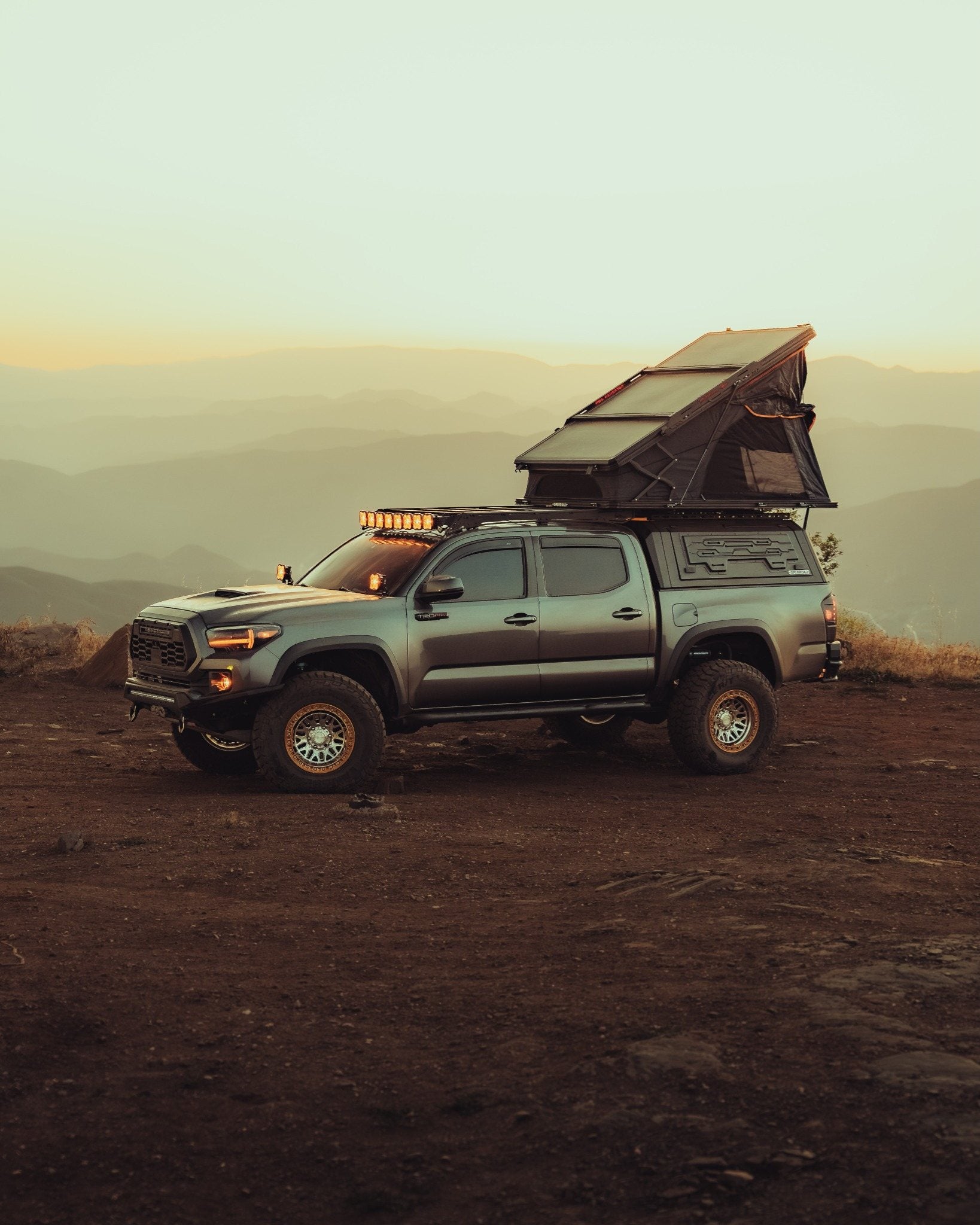 PeakRoof LT rooftop tent